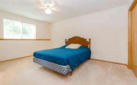 4014 NE Treeline Ct, Cedar Rapids, IA 52411 photo 17