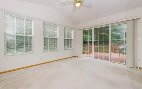 4014 NE Treeline Ct, Cedar Rapids, IA 52411 photo 11