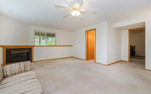 4014 NE Treeline Ct, Cedar Rapids, IA 52411 photo 15