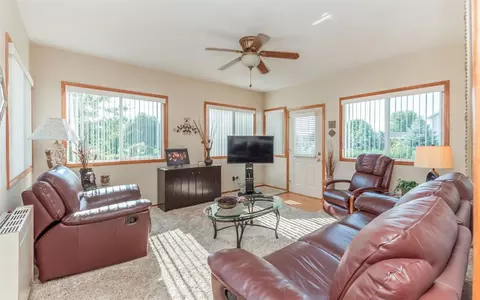 9362 Deer Valley Dr, Cedar Rapids, IA 52411 photo 11