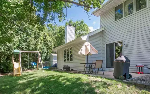 3929 Riverside Dr NE, Cedar Rapids, IA 52411 photo 24