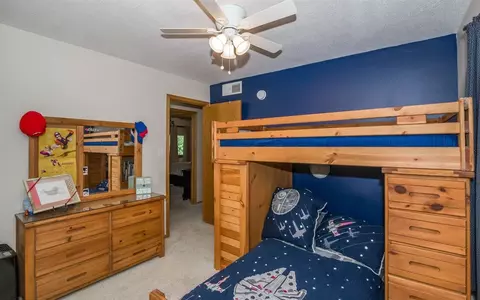 3929 Riverside Dr NE, Cedar Rapids, IA 52411 photo 14