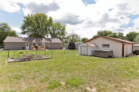 1860 Highland Rd, Ely, IA 52227 photo 21