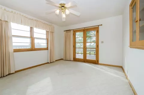 311 Poplar St, Bennett, IA 52721 photo 2