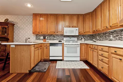 3355 Riverpointe Cir NE, Cedar Rapids, IA 52411 photo 15