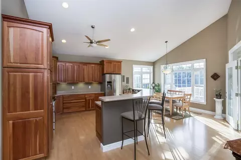 9205 Darrell Dr, Cedar Rapids, IA 52411 photo 11