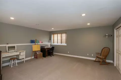 9205 Darrell Dr, Cedar Rapids, IA 52411 photo 27