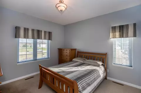 9205 Darrell Dr, Cedar Rapids, IA 52411 photo 17