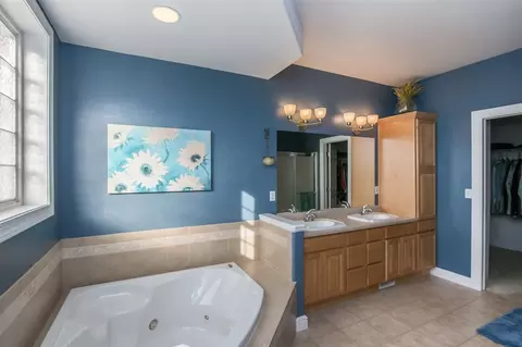 9205 Darrell Dr, Cedar Rapids, IA 52411 photo 15