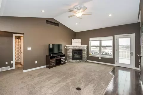 104 Summit Dr, Tipton, IA 52772 photo 6