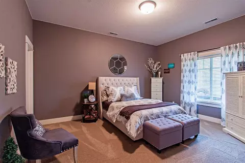 3610 Spring Valley Pl NE, Cedar Rapids, IA 52411 photo 39