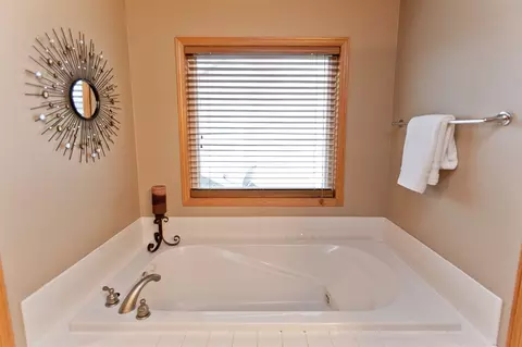 4320 Viola St, Cedar Rapids, IA 52411 photo 29