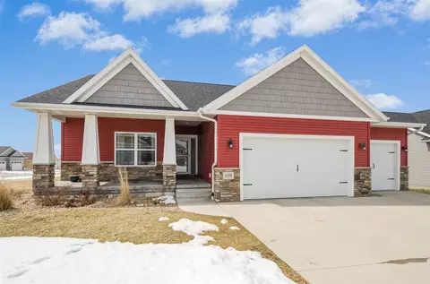 1155 Sunrise Dr, Ely, IA 52227 photo 1