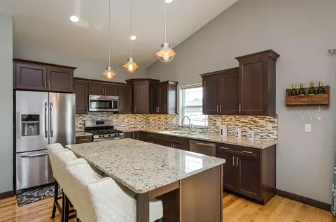 1155 Sunrise Dr, Ely, IA 52227 photo 7