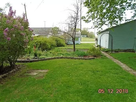 138 Willow St, Bennett, IA 52721 photo 9