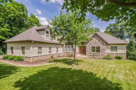 1940 Meadow Pl, Ely, IA 52227 photo 1