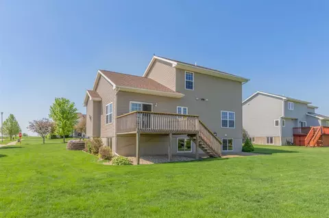 1995 E Pacific St, Ely, IA 52227 photo 28