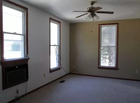1301 E 3rd St, Washington, IA 52353 photo 7