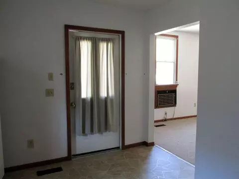 1301 E 3rd St, Washington, IA 52353 photo 6