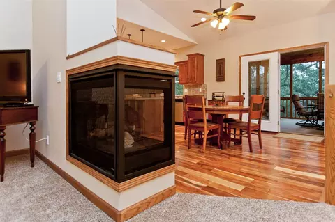 1095 Vista Rd, Ely, IA 52227 photo 7