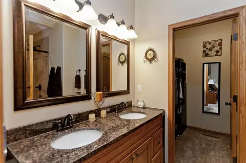 1095 Vista Rd, Ely, IA 52227 photo 20
