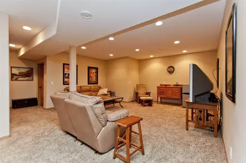 1095 Vista Rd, Ely, IA 52227 photo 26