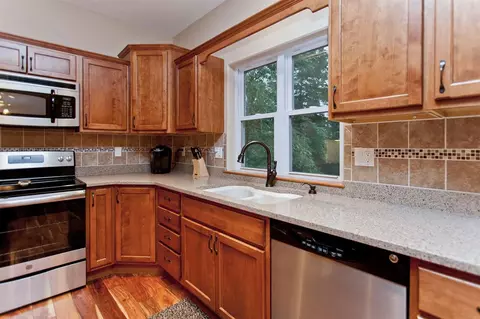 1095 Vista Rd, Ely, IA 52227 photo 13