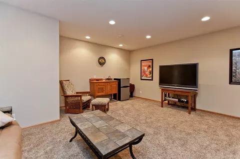 1095 Vista Rd, Ely, IA 52227 photo 28