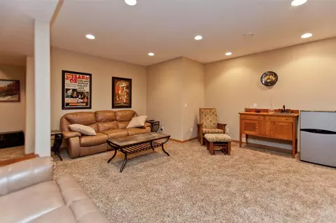 1095 Vista Rd, Ely, IA 52227 photo 27