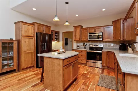 1095 Vista Rd, Ely, IA 52227 photo 15