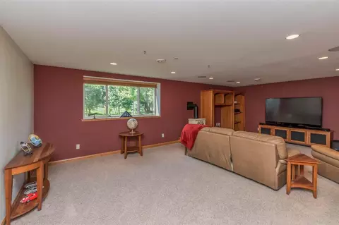 3375 Wild Rose, Cedar Rapids, IA 52411 photo 24