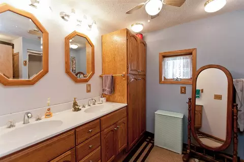 5125 Ely Rd SW, Cedar Rapids, IA 52404 photo 16