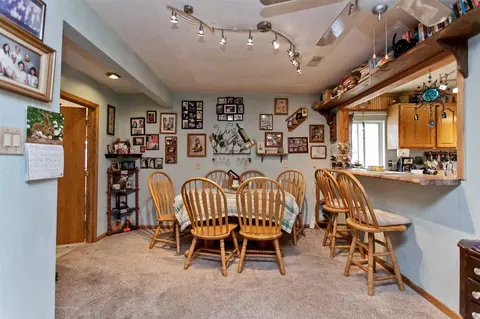 5125 Ely Rd SW, Cedar Rapids, IA 52404 photo 1