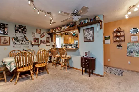 5125 Ely Rd SW, Cedar Rapids, IA 52404 photo 3