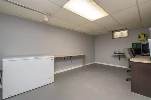 1069 27th St NE, Cedar Rapids, IA 52402 photo 14
