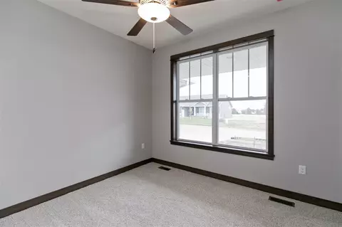1945 Fox Ridge Rd, Ely, IA 52227 photo 39