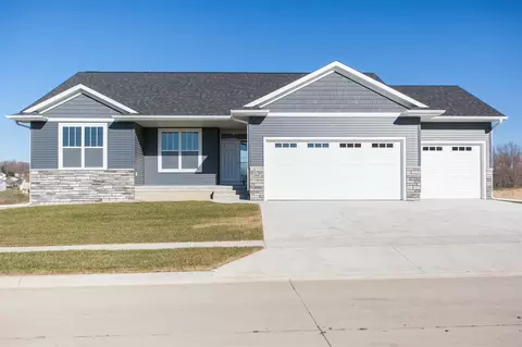 1945 Fox Ridge Rd, Ely, IA 52227 photo 1