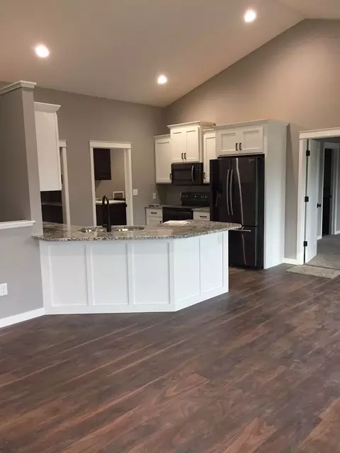 116 Cherry Ln, Riverside, IA 52327 photo 5