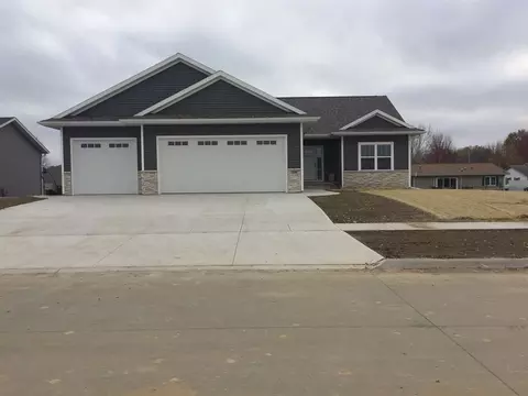 116 Cherry Ln, Riverside, IA 52327 photo 1