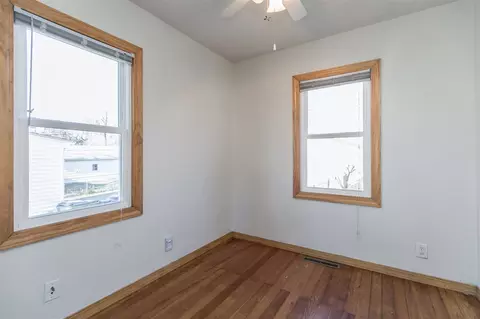 618 36th St NE, Cedar Rapids, IA 52402 photo 11