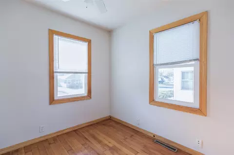 618 36th St NE, Cedar Rapids, IA 52402 photo 13