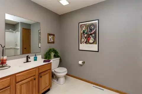 2905 Dennis Dr NW, Cedar Rapids, IA 52405 photo 15