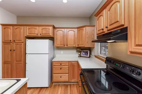 2905 Dennis Dr NW, Cedar Rapids, IA 52405 photo 7