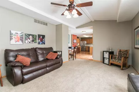 1875 E Pacific St, Ely, IA 52227 photo 7