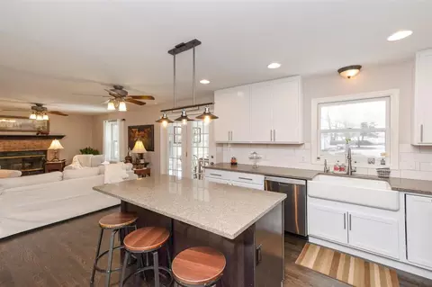 5400 Michael Dr NE, Cedar Rapids, IA 52411 photo 8