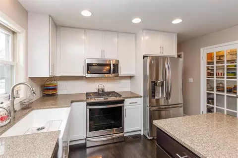 5400 Michael Dr NE, Cedar Rapids, IA 52411 photo 10
