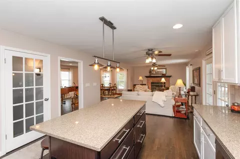 5400 Michael Dr NE, Cedar Rapids, IA 52411 photo 9