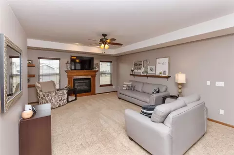 2050 Hillside Ct, Ely, IA 52227 photo 4