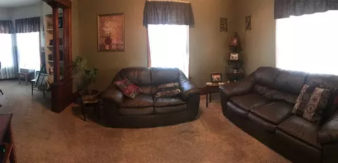 171 2nd St E, Riverside, IA 52327 photo 6