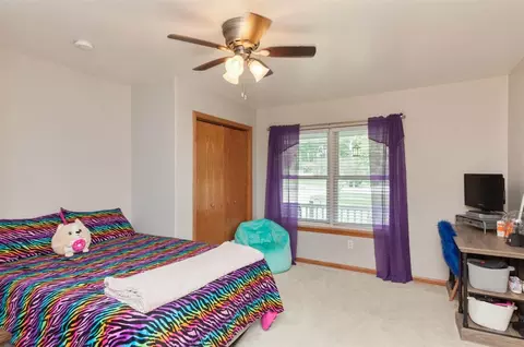 981 Cedar Crest Rd, Cedar Rapids, IA 52403 photo 16